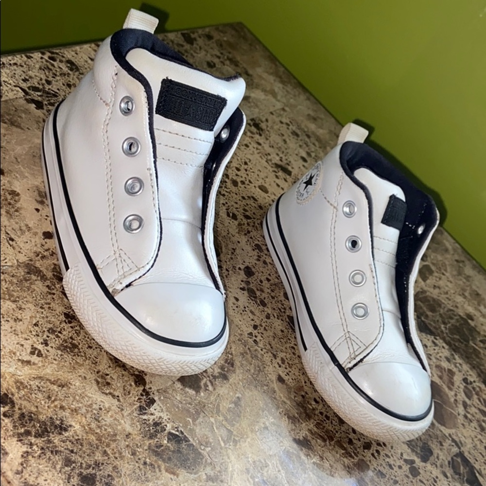 Toddler shoes